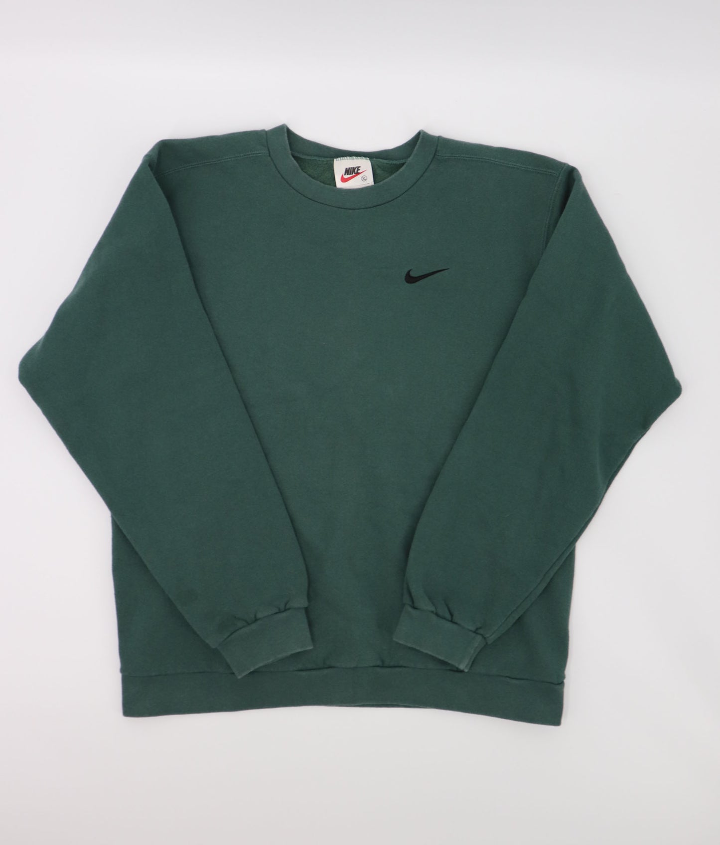 VINTAGE NIKE CREW SWEATER MADE IN USA (XL)