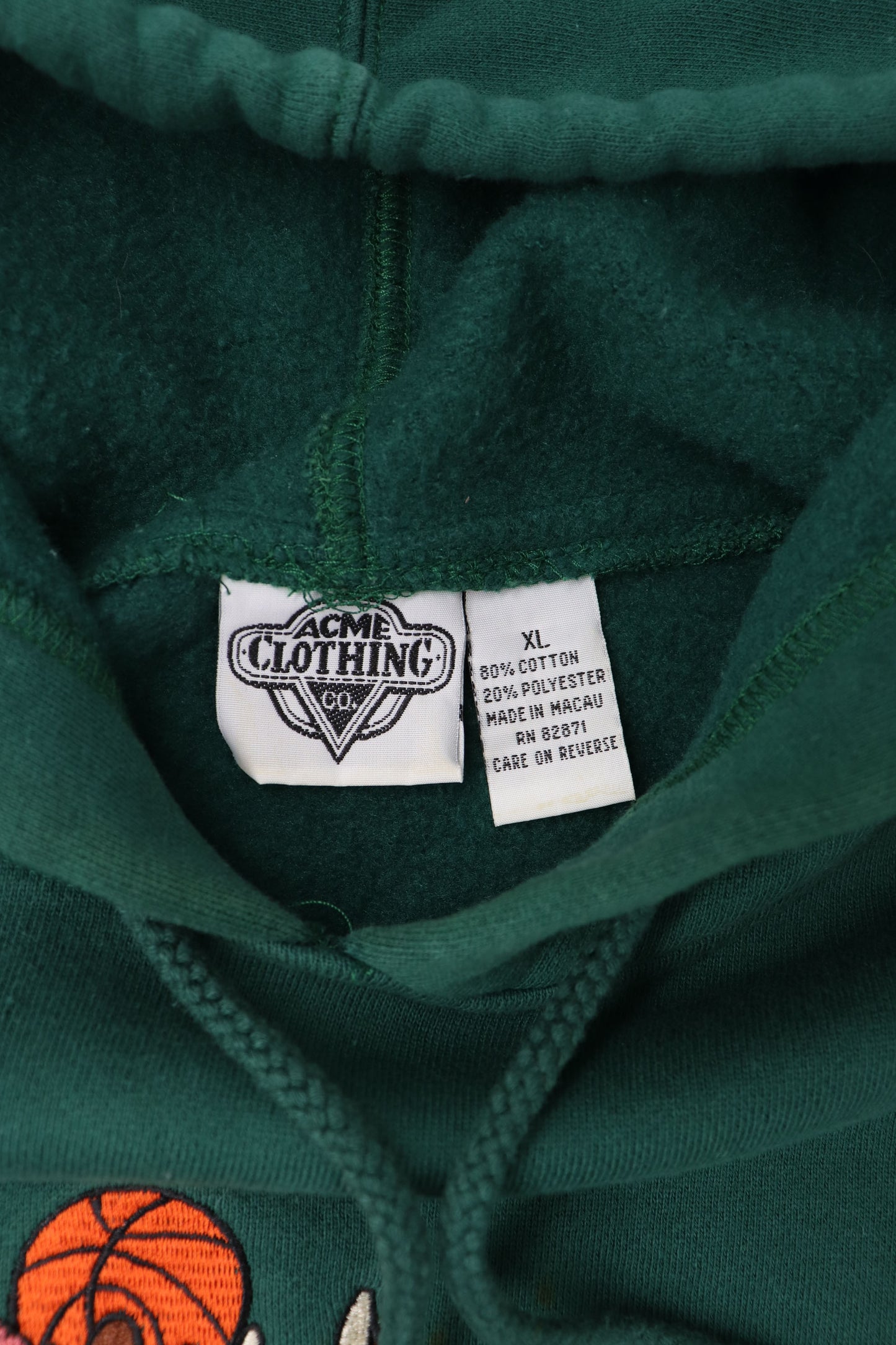 LOONEY TUNES BASKETBALL HOODIE (XL)