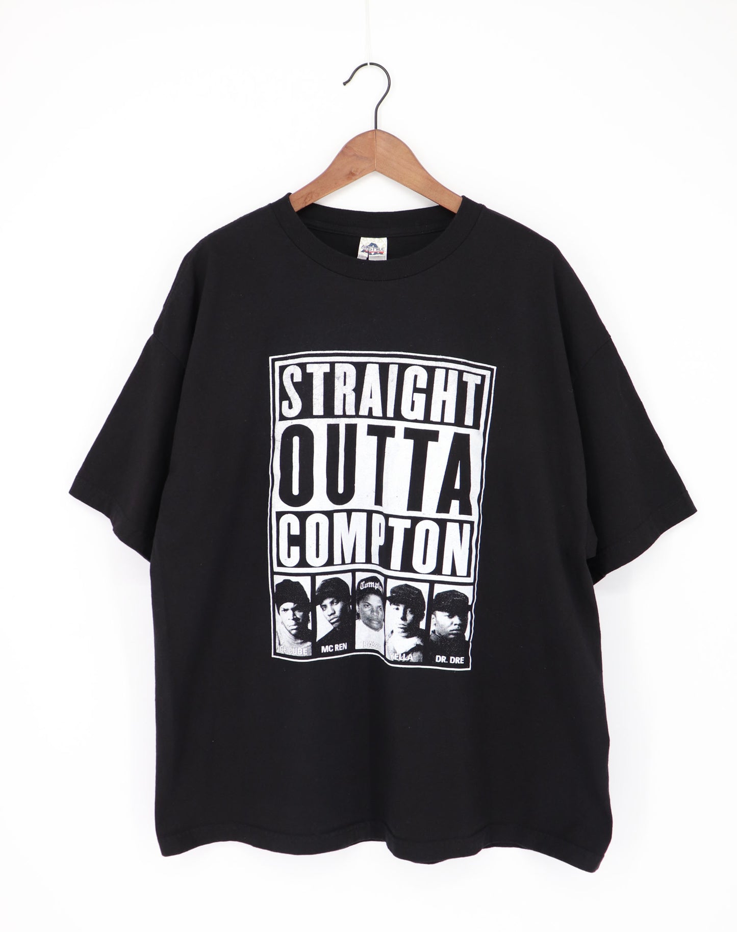 NWA STRAIGHT OUTTA COMPTON