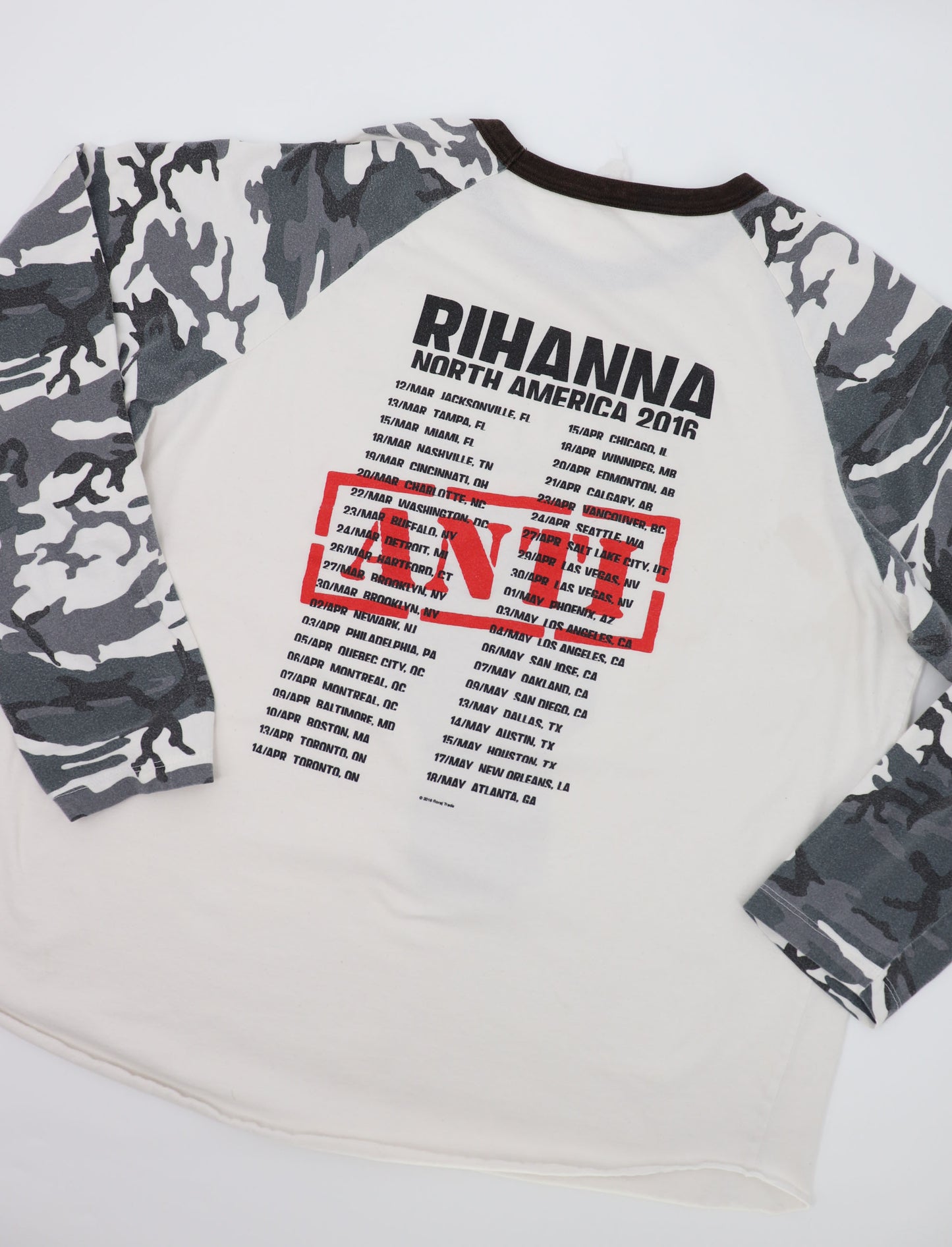 RIHANNA ANTI-WORLD TOUR 2016 RAGLAN