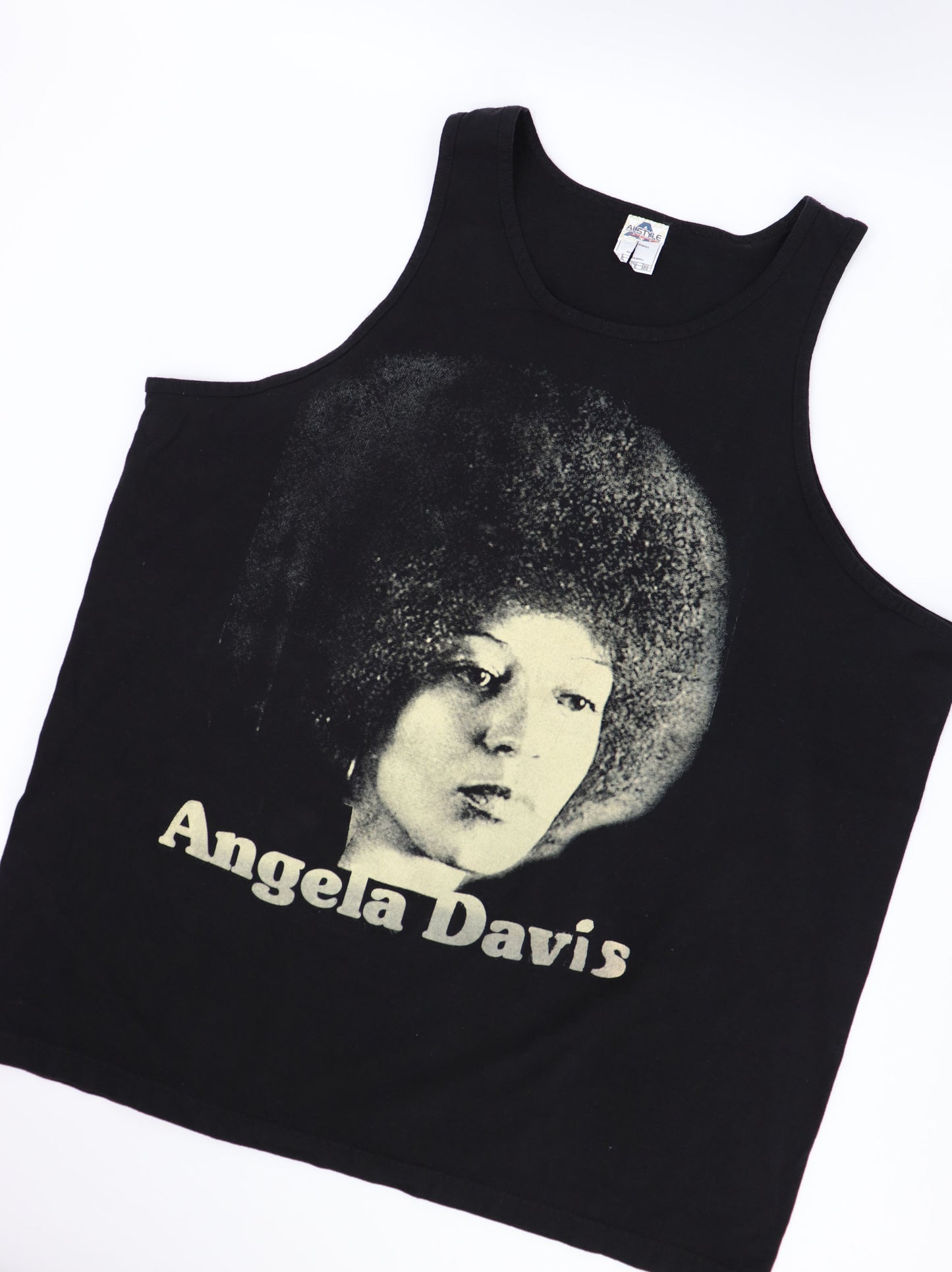 ANGELA DAVIS