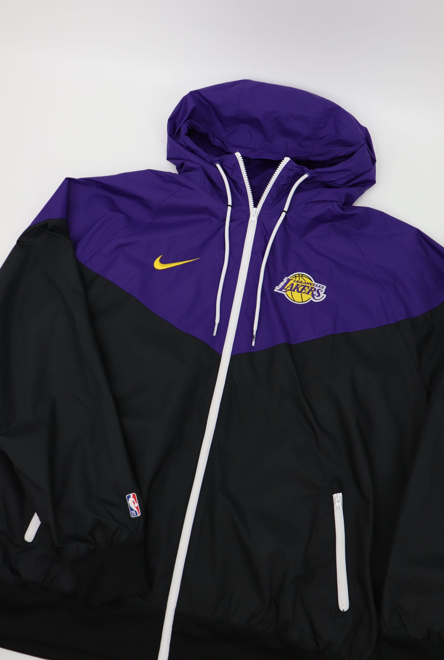 NIKE X LAKERS WINDBREAKER ZIP JACKET (XL)