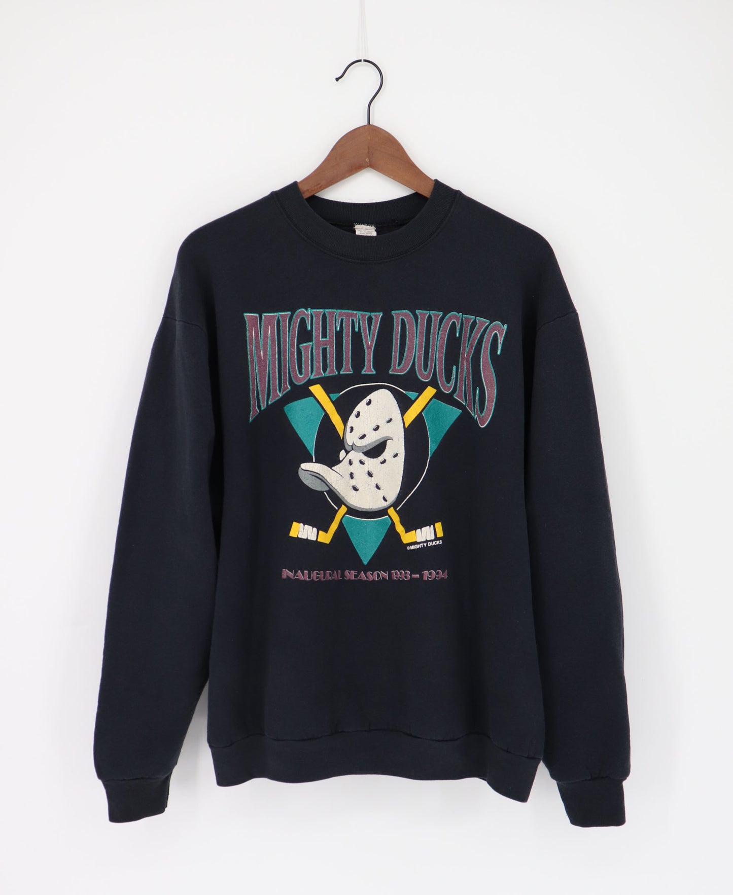 VINTAGE MIGHTY DUCKS 1993-1994 SWEATER MADE IN USA (L/XL)