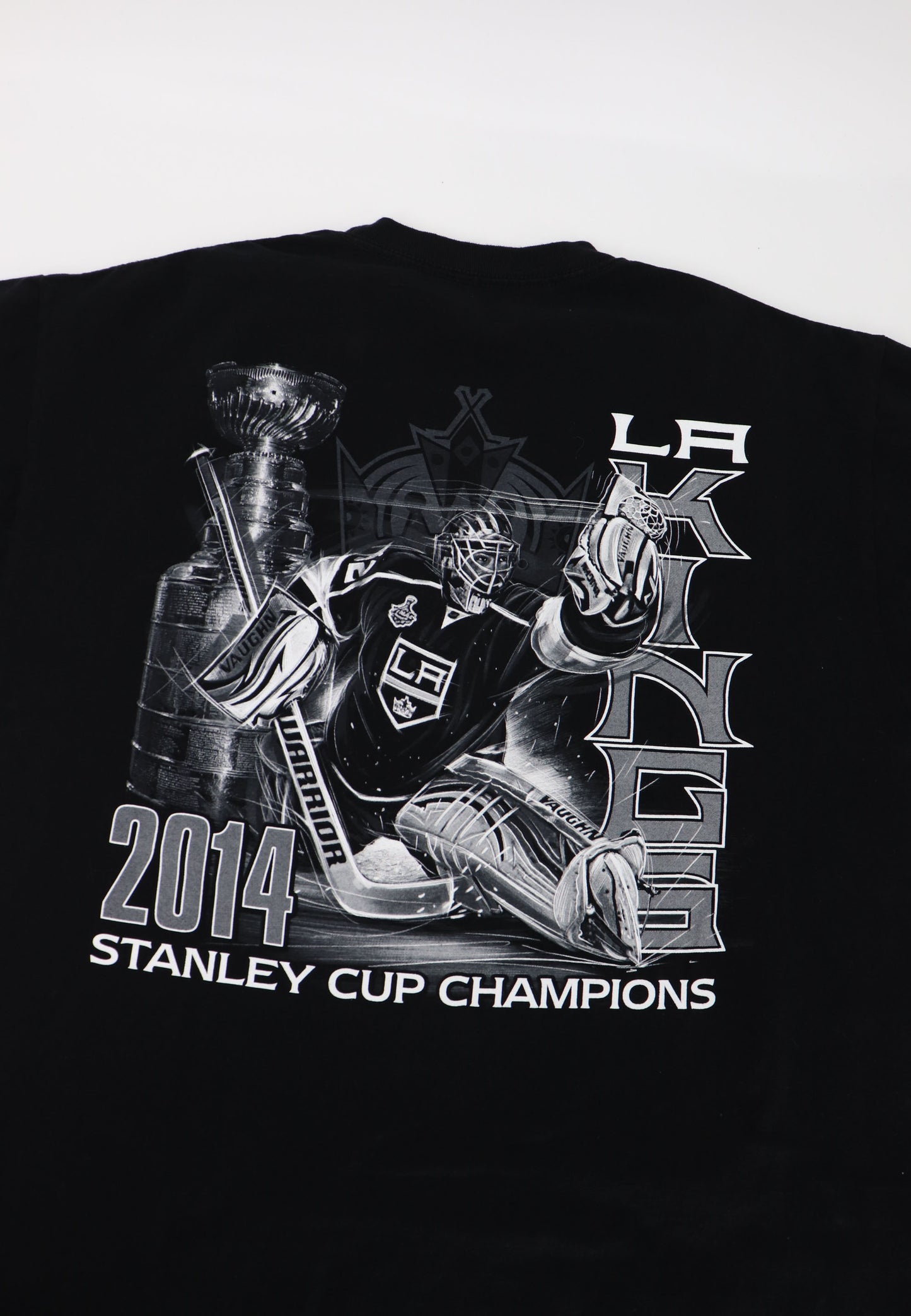 LA KINGS 2014 STANLEY WORLD CUP CHAMPIONS TEE (XL)