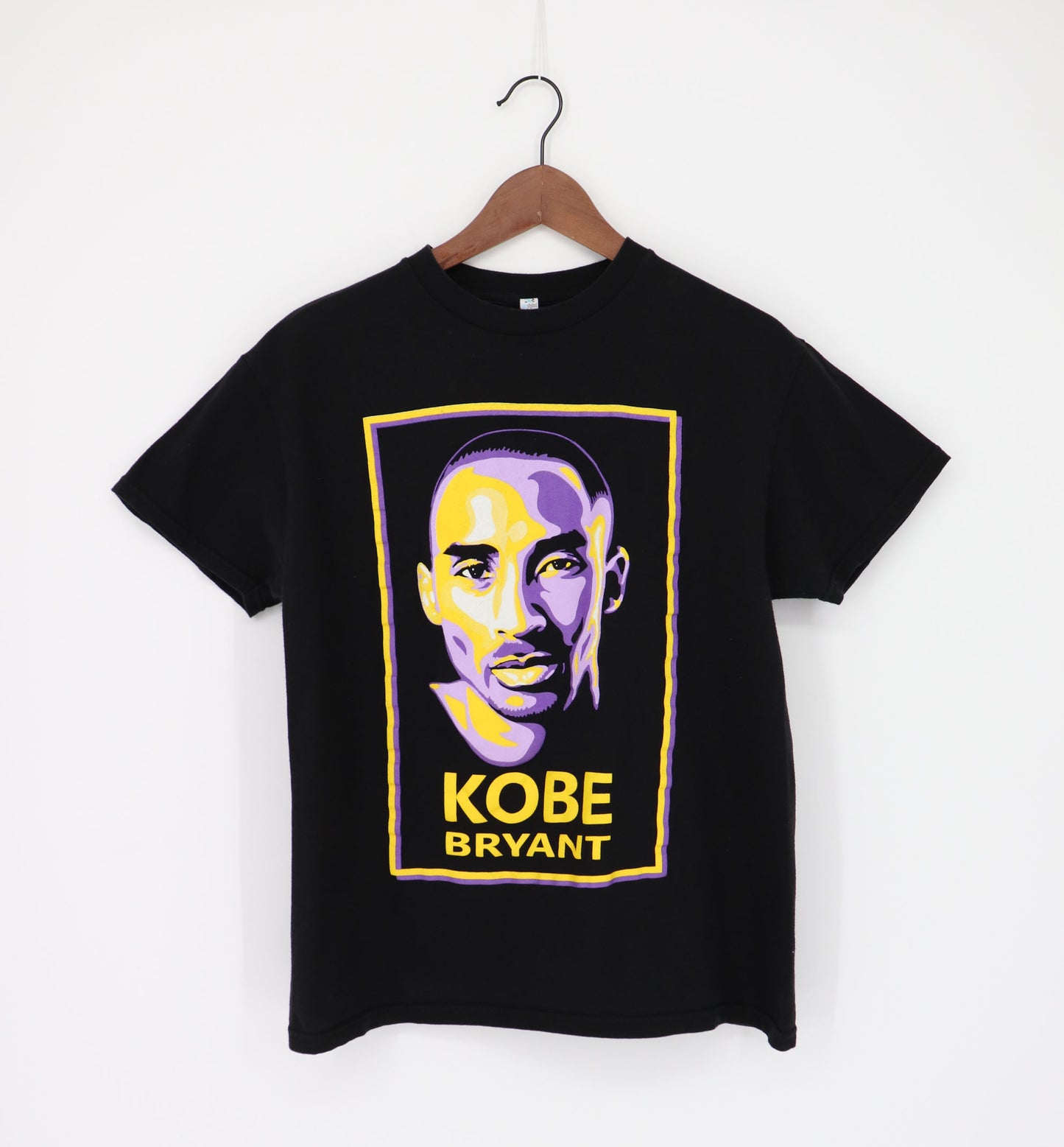 KOBE BYRANT TEE (M)